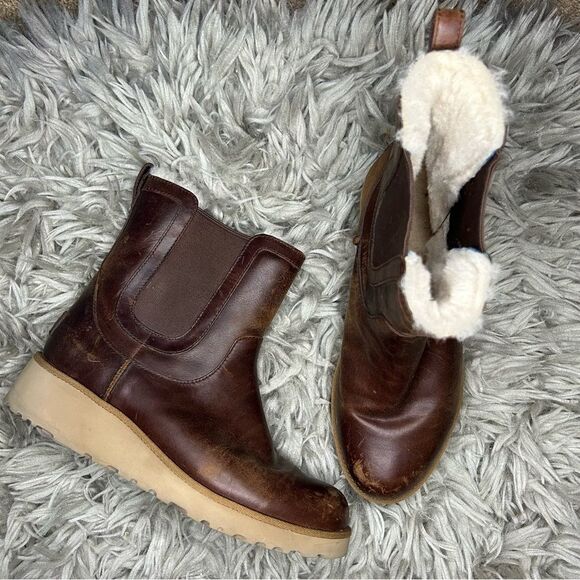 UGG Slim Britt brown leather wedge boots women’s shoe size 7 - Picture 1 of 10